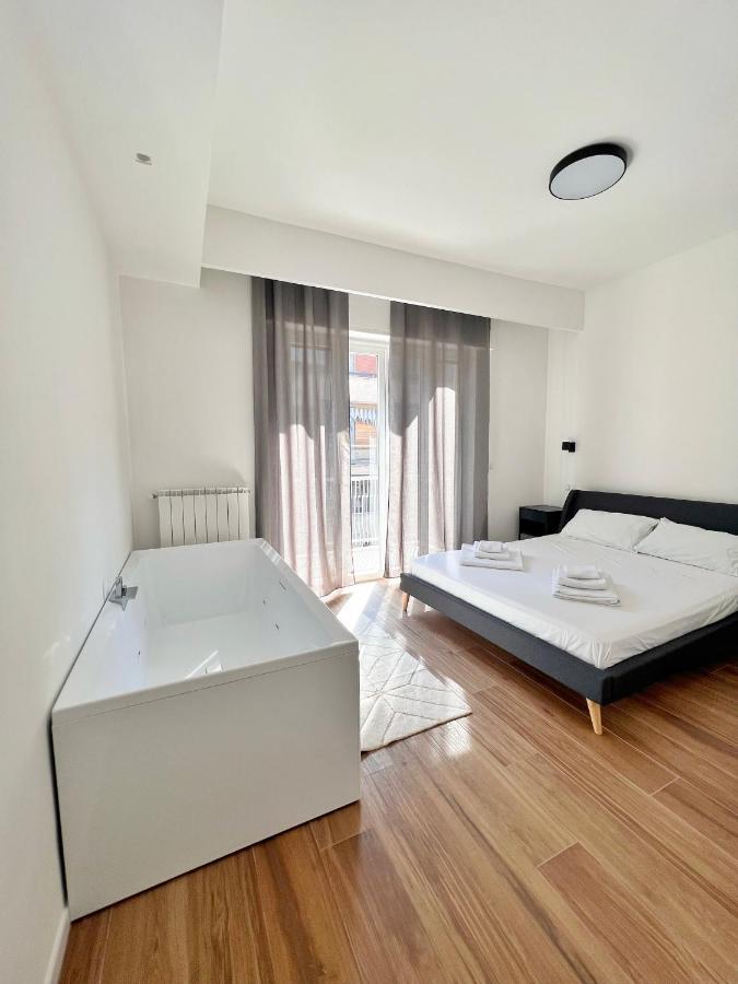 Finella Charming Rooms Bari Ngoại thất bức ảnh