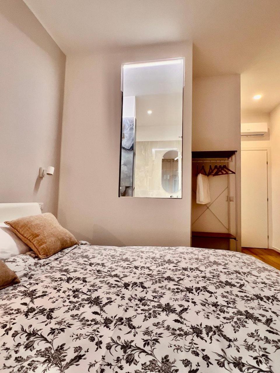 Finella Charming Rooms Bari Ngoại thất bức ảnh